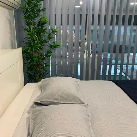 Apartment Oikos 77